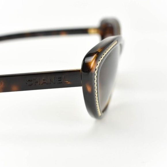 CHANEL Cat Eye: Tortoise Brown Logo Sunglasses bp main image 6